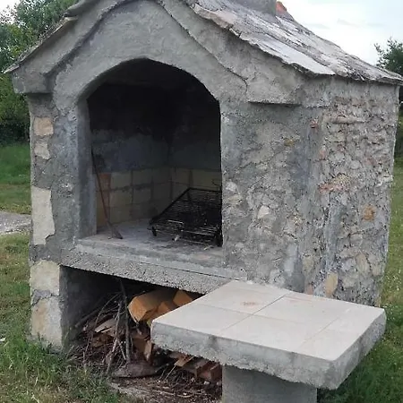 House Paradise Εξοχικό σπίτι *