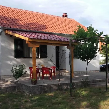Country house House Paradise *